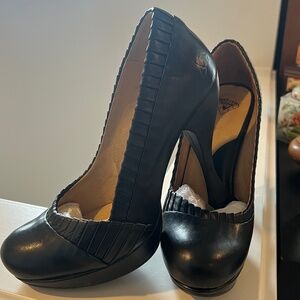 John Fluevog Keepsake Pumps SZ 10